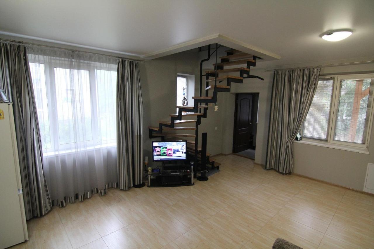 Ferienwohnung Wow House Lemberg Exterior foto